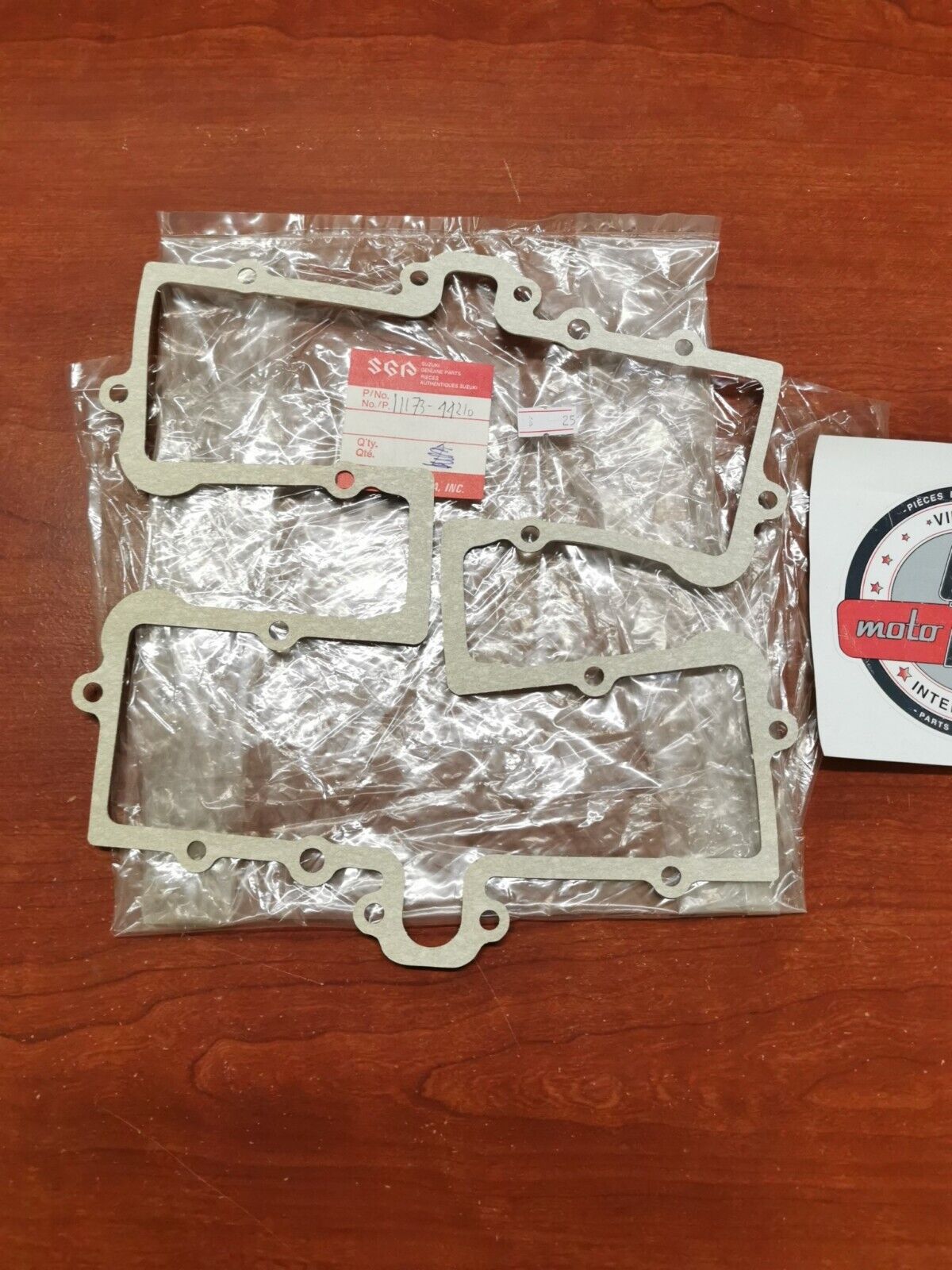 NOS Suzuki GSX400E/S/T CYLINDER HEAD COVER GASKET 11173-44210 S31
