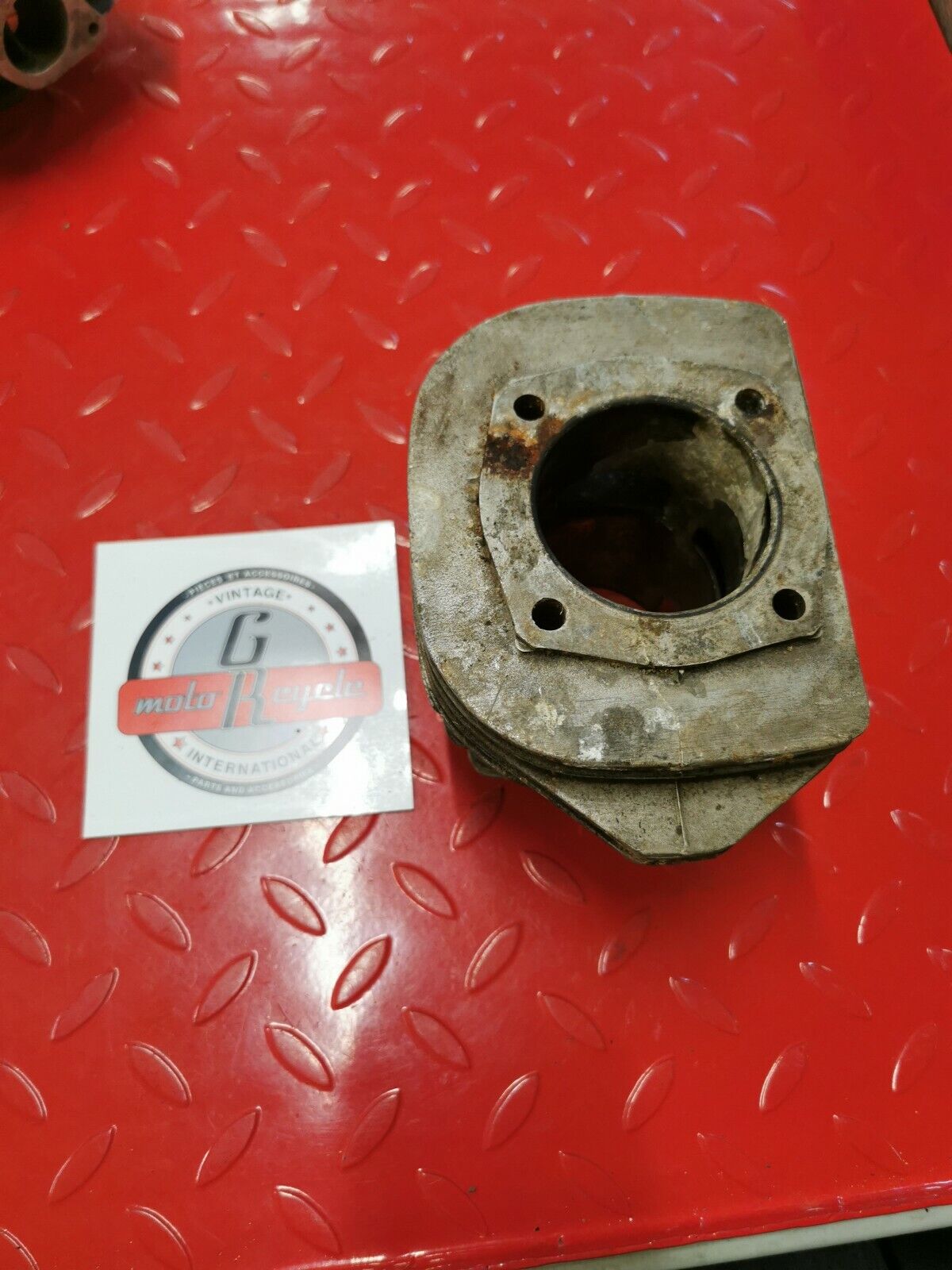 Arctic cat 70's 400 snowmobile left cylinder jug barrel