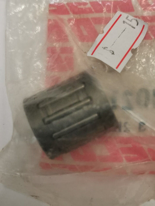 NOS WISECO BERING B1021 J18