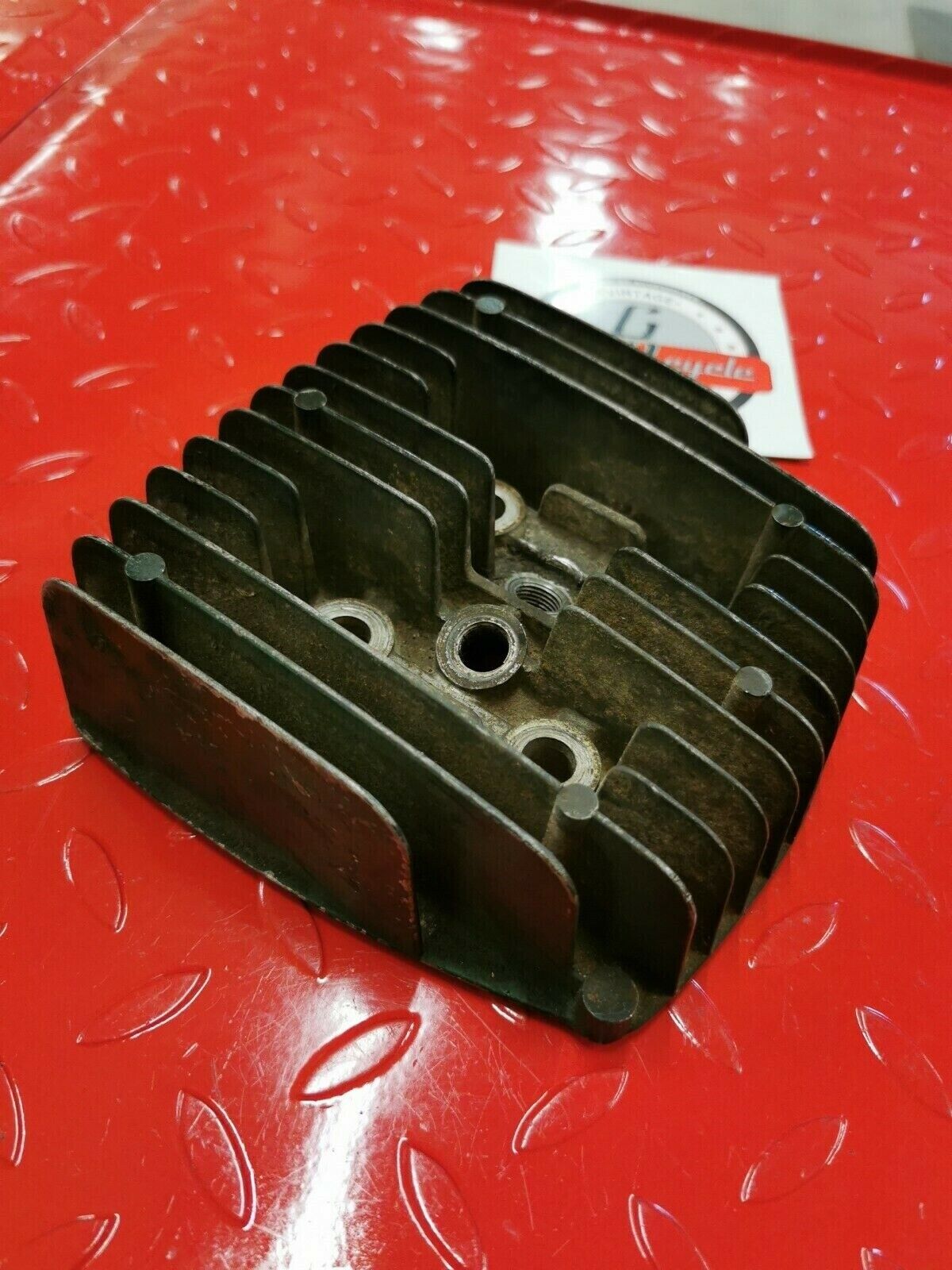 Suzuki TC125 1974 cylinder head jug barrel cover 1975 T