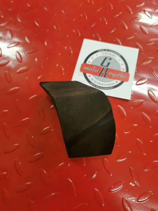 Yamaha IT175 1981 fuel tank locating damper cushion foam