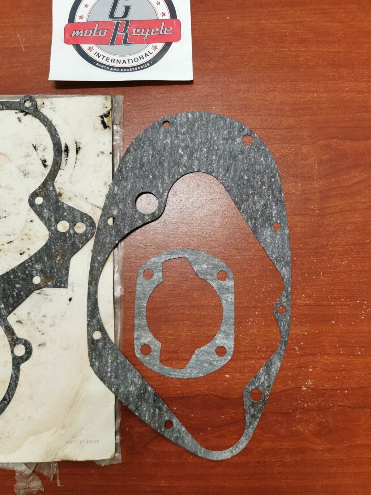 NOS Suzuki B100 P INCOMPLETE GASKET KIT S31