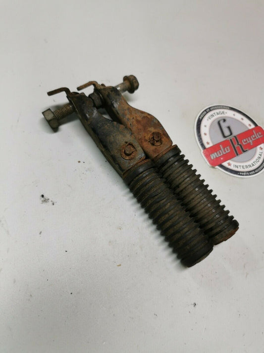 Honda CB750F 1978 rear right left footpeg footrest peg pillio step 50715-405-000