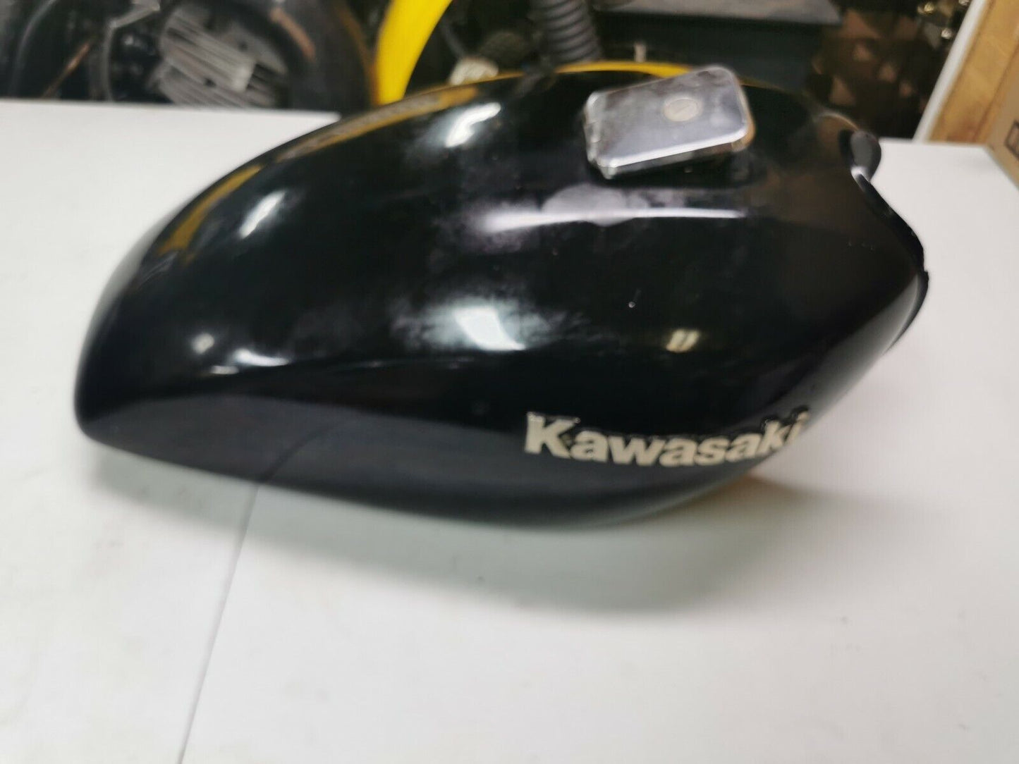 Kawasaki KZ440 fuel tank gas petrol reservoir cap petcock emblem badge 2 G