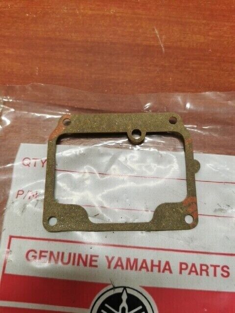 NOS Yamaha FLOAT CHAMBER GASKET 360-14184-00-00 SUB 360-14184-01-00 Y123