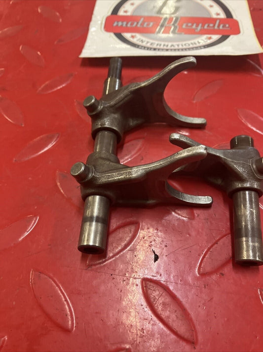 Honda CR125R 1984 gearshift gear shift transmission fork 1983 24211-KA3-710 3