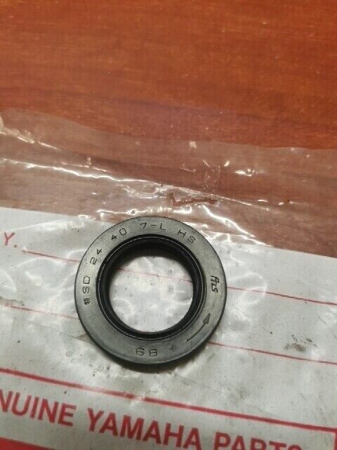 NOS Yamaha XS750 XS850 OIL SEAL SD-TYPE 93102-24154-00 Y163