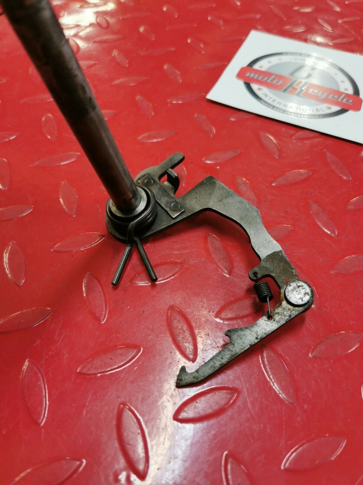 Yamaha DT125 1975 transmission gearshift gear shift shaft spindle