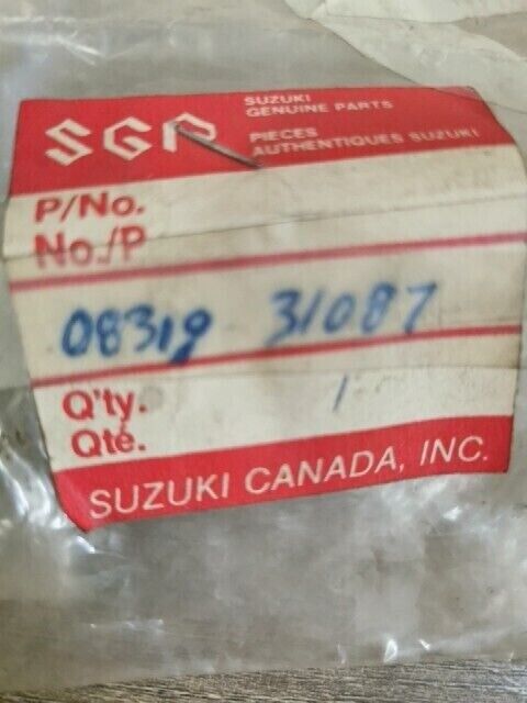 NOS SUZUKI GV1400GD LTF230 GN125E DR125 DS80 DR100 LT250R NUT 08319-31087 S39