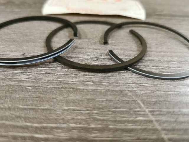 NOS HONDA CB500K1 RING SET PISTON 13031-323-003 H92