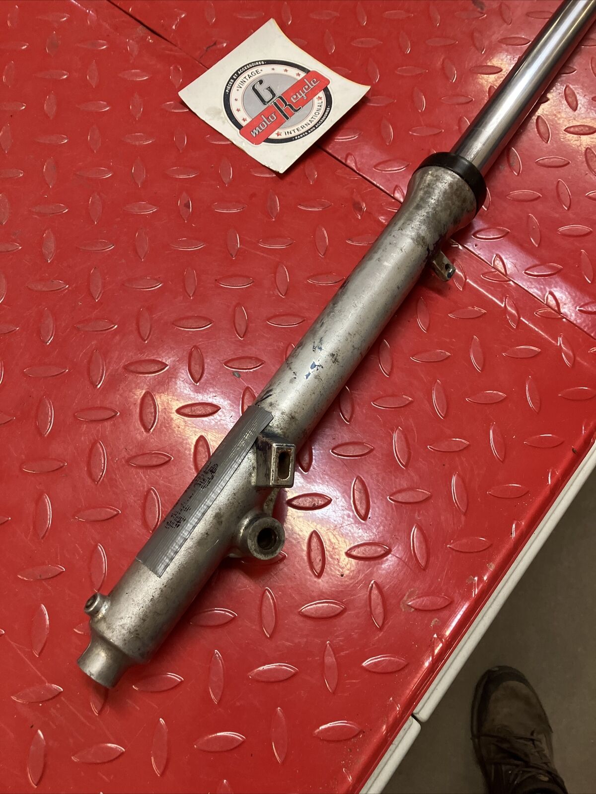 Yamaha YZ80 1984 Left front fork 1985