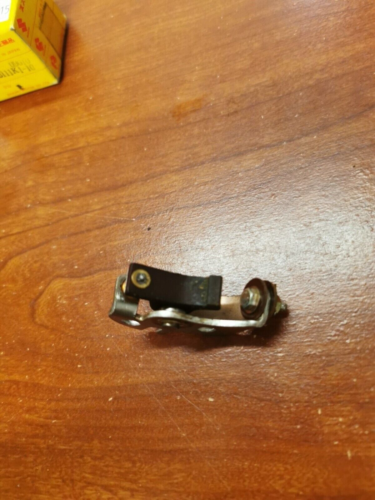 NOS Suzuki GT185 RIGHT CONTACT POINT ASSY 31440-09010 S17