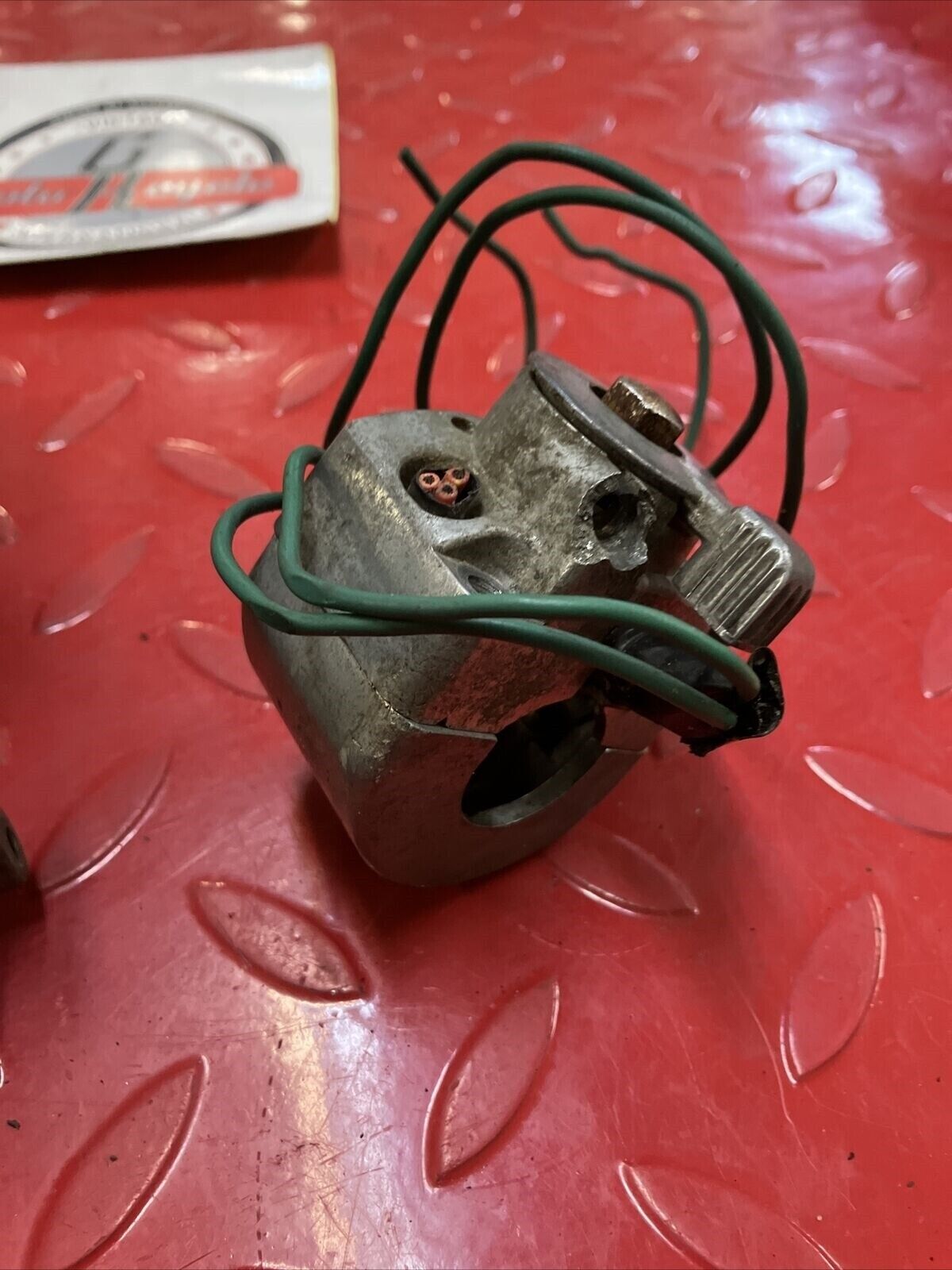 Kawasaki G5 1972 handle switch left right clutch brake lever 46091-019 46019-020