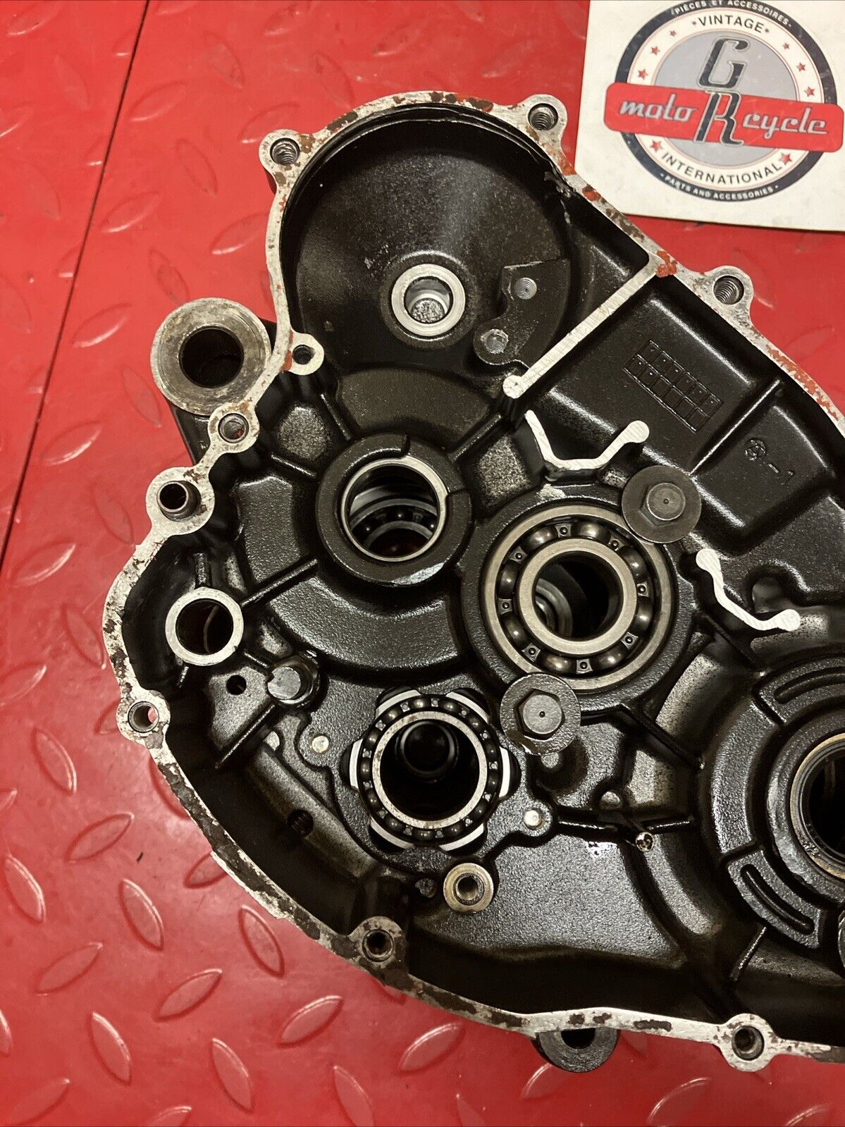 Kawasaki KDX200 1986 crankcase set left right crank case 1987
