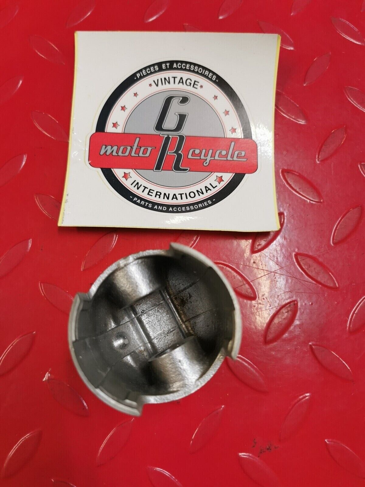 NOS POLARIS Piston 30824106 A1