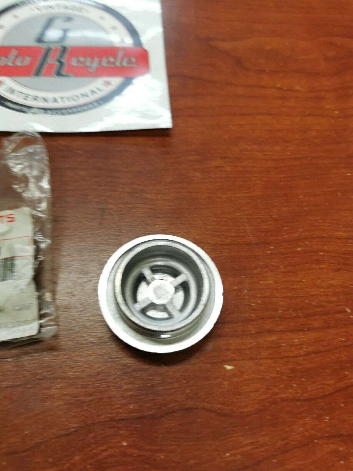 NOS Kawasaki VN750 ZG1200 ZG1000 KLF300 OIL FILLER CAP PLUG 92066-1006-7J K25