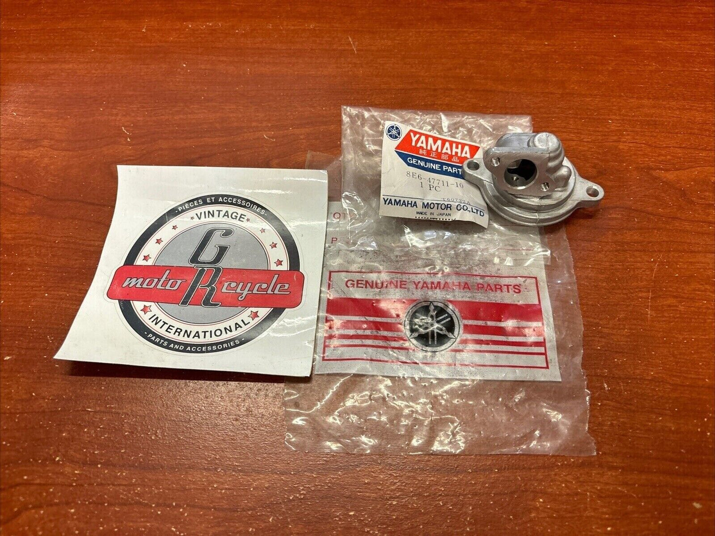 NOS Yamaha EC340 ET250 ET300 ET340 HOUSING 8E6-47711-10-00 Y185