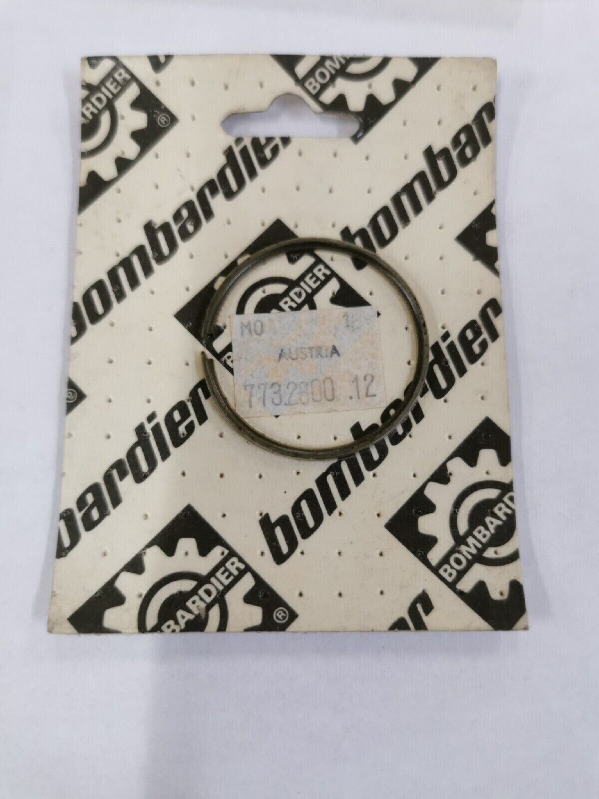 NOS PUCH BOMBARDIER MAXI    PISTON  L   RING TRAPEZ   773-280-012  P3