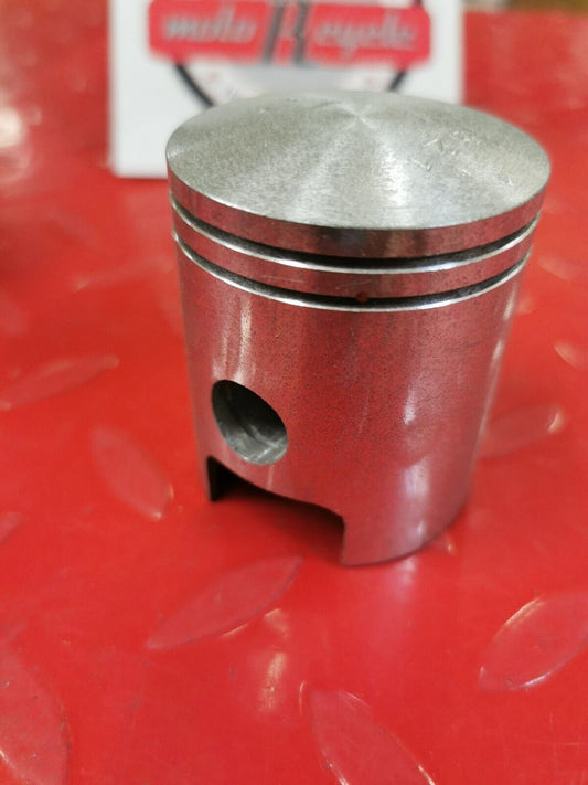 NOS YAMAHA L5T 1970 PISTON STD 166-11631-01-96 Y50