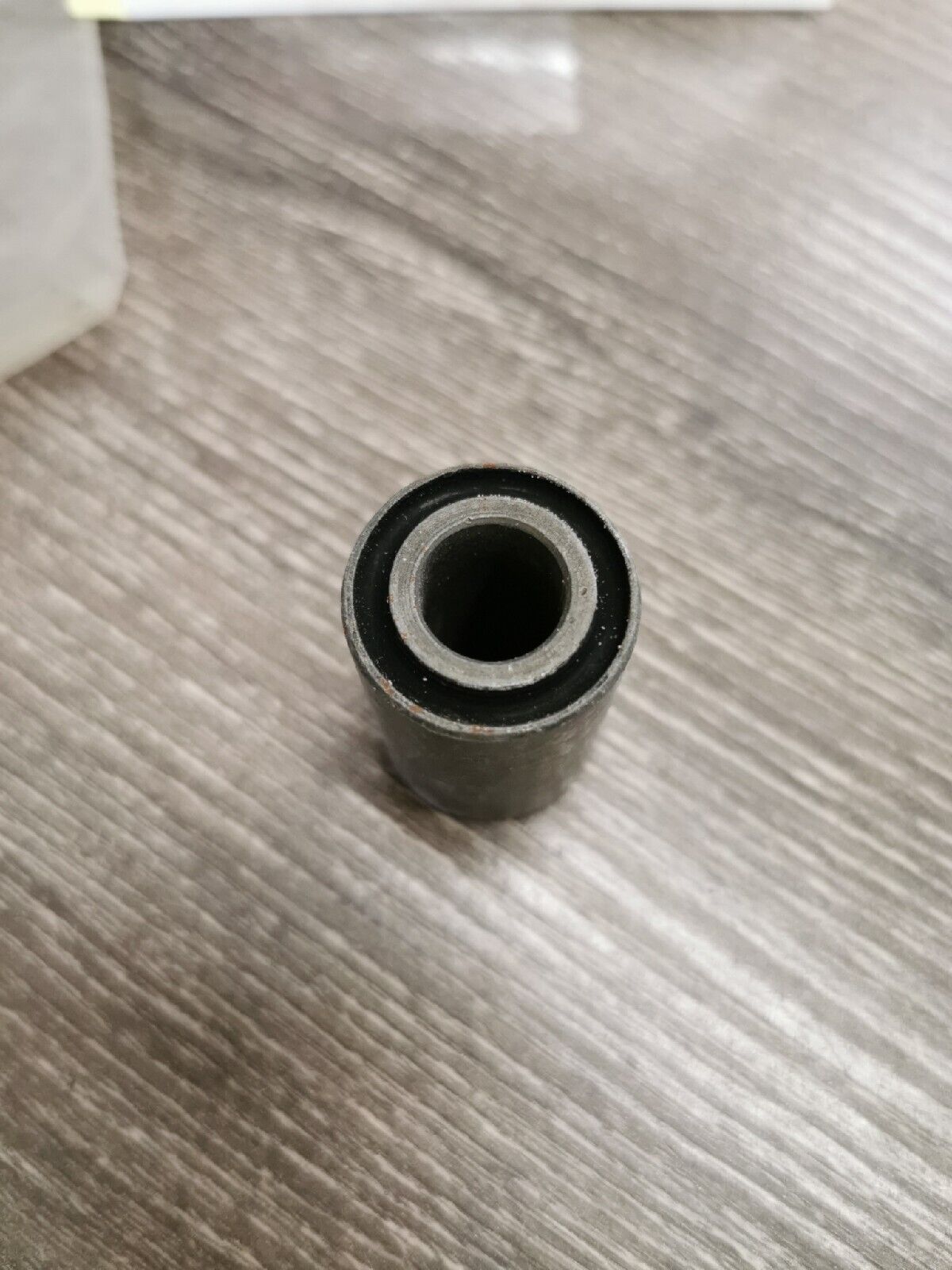 NEW NOS YAMAHA DT100 MX100 RT100 REAR ARM BUSH 1 276-22123-00 Y56