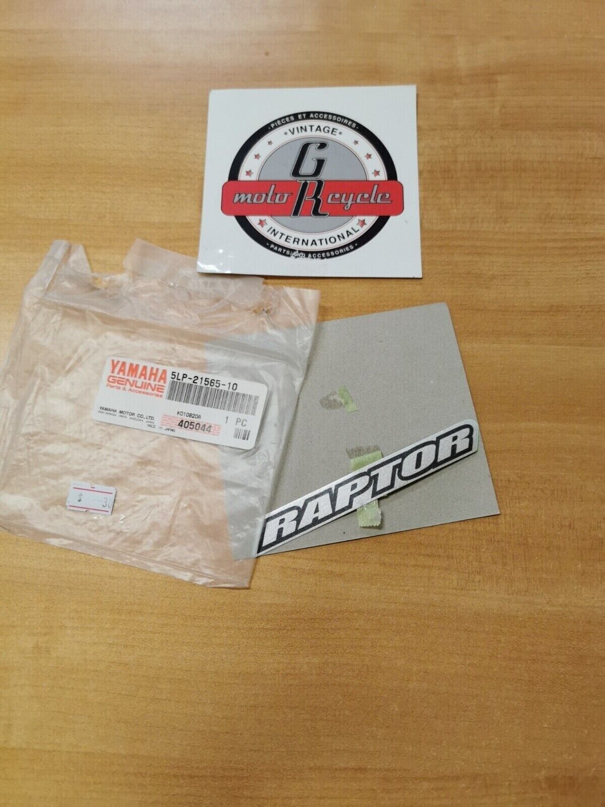 NOS YAMAHA RAPTOR 660R 2001 EMBLEM LABEL 1 5LP-21565-10 Y49