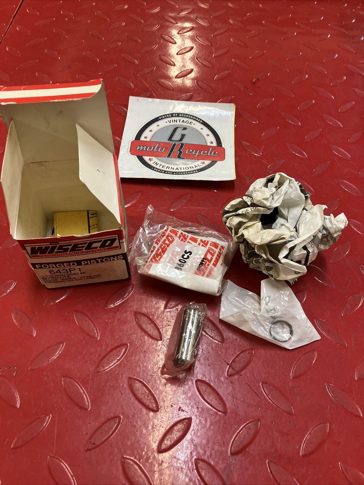 NOS Wiseco CR80R 1986-1999 Full piston kit 643P1 643M04725 J5