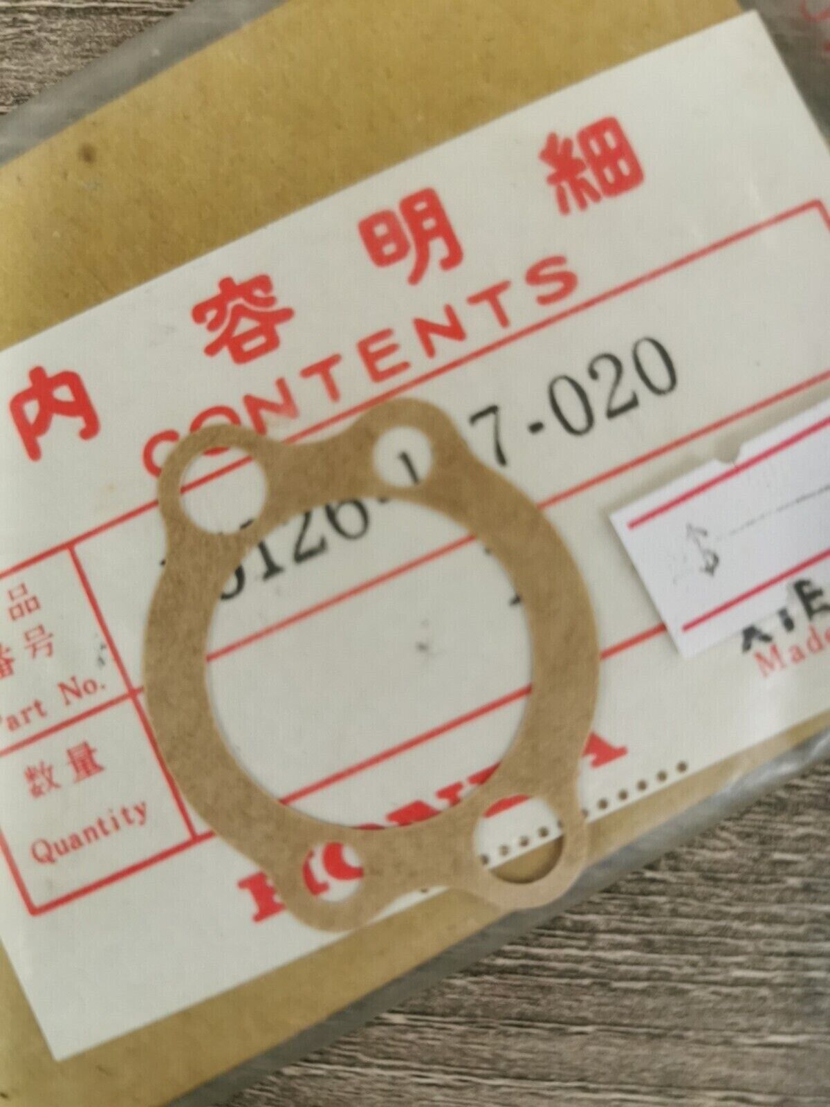 NOS HONDA CB125 XR100 XR80R XR200R OIL PUMP GASKET 15126-107-020 H49