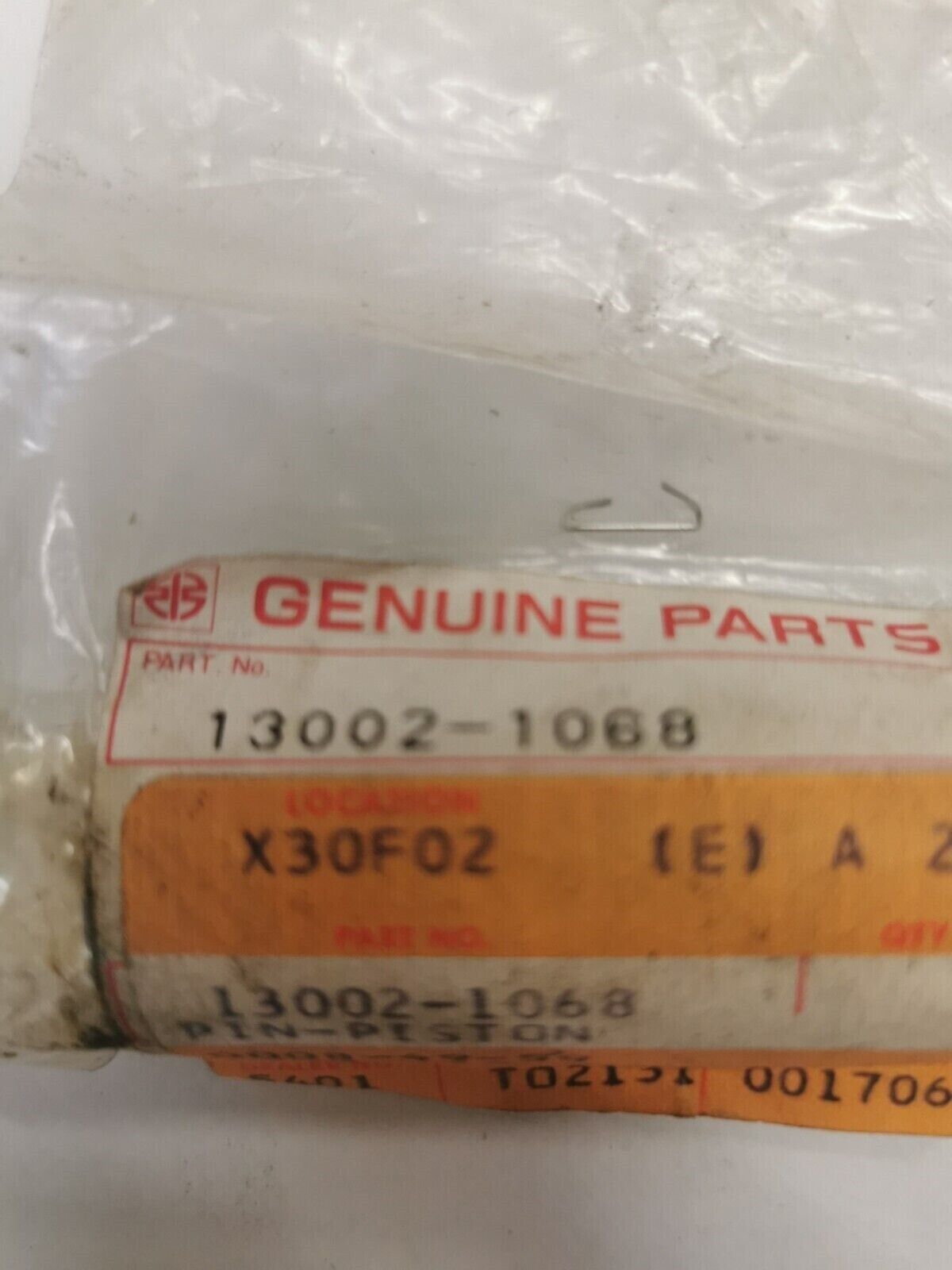NOS KAWASAKI KX250 1996 - 2006 PISTON PIN 13002-1068 K32