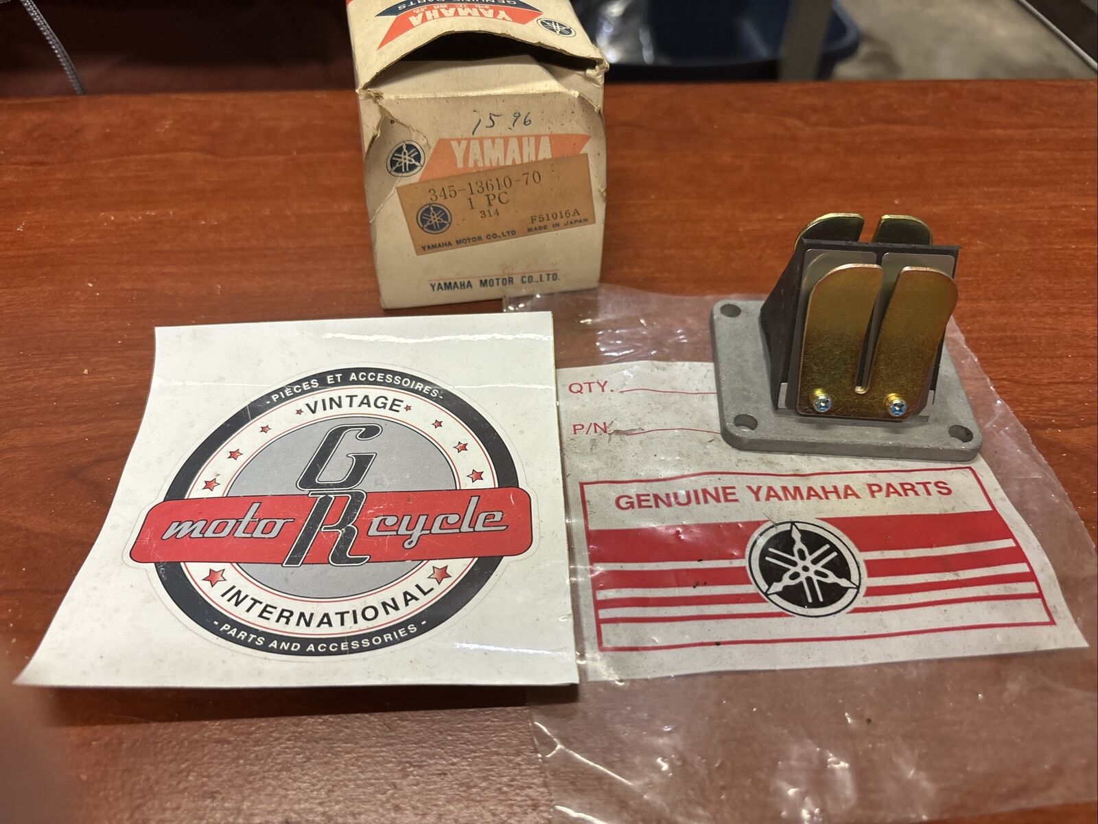 NOS Yamaha 1974 RD250 RD350 REED VALVE 345-13610-70-00 SUB 345-13610-20-00 Y176