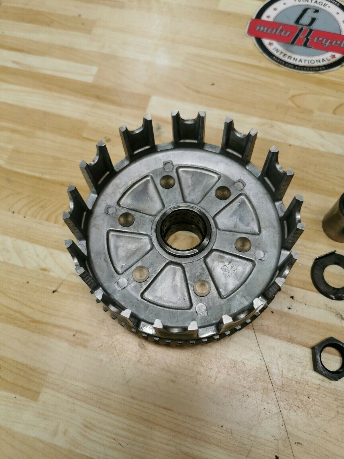 Suzuki DR100 1985 complete clutch basket hub pressure plate 21200-05863