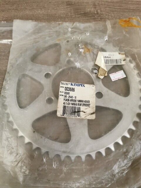 NOS Yamaha DT125 DT175 DRIVEN SPROCKET 2A6-25449-10-33 18L-25449-20-00 J56