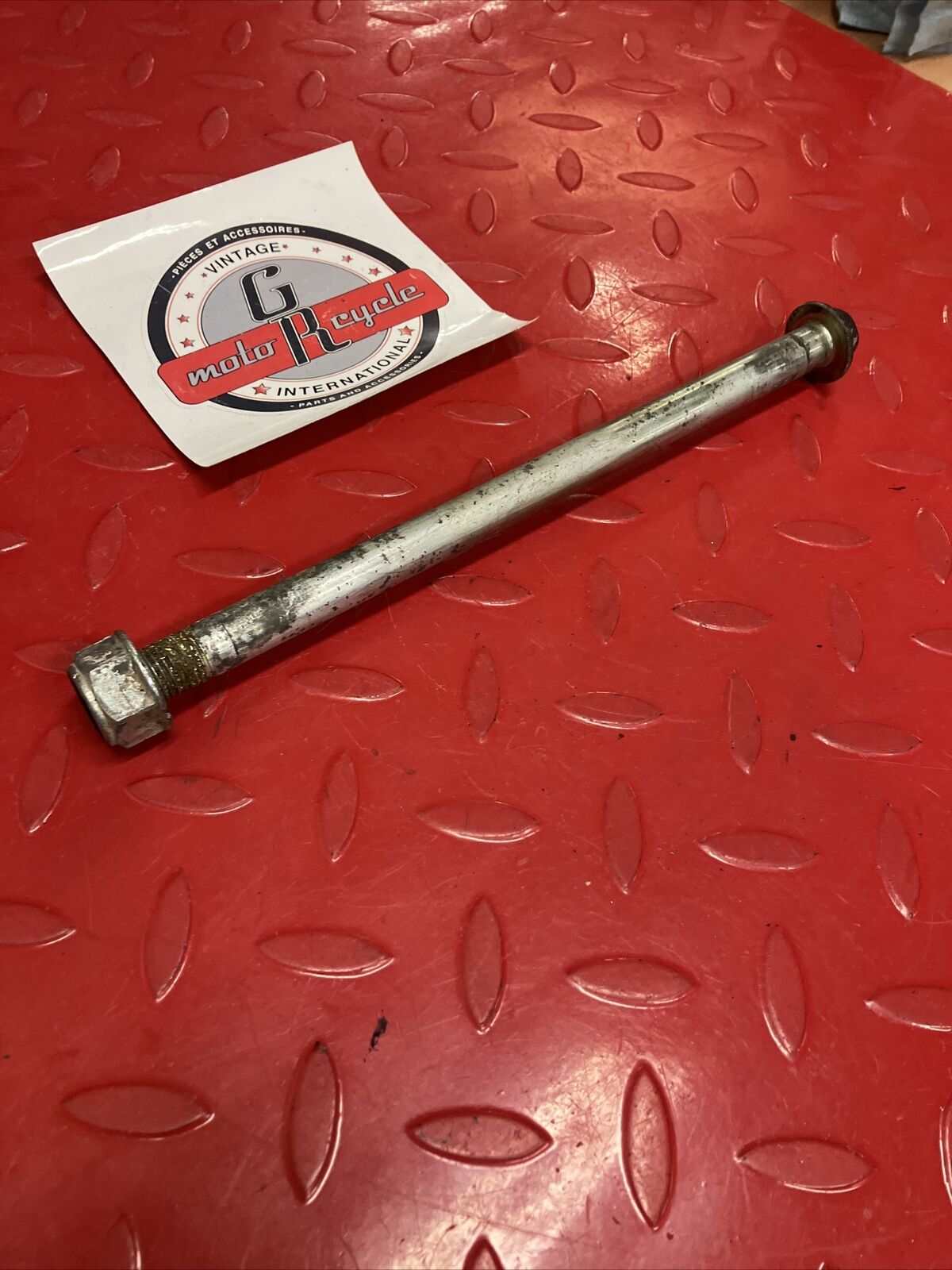 Honda XL600R 1986 Swingarm pivot bolt axle shaft 1983 1984 1985 1987