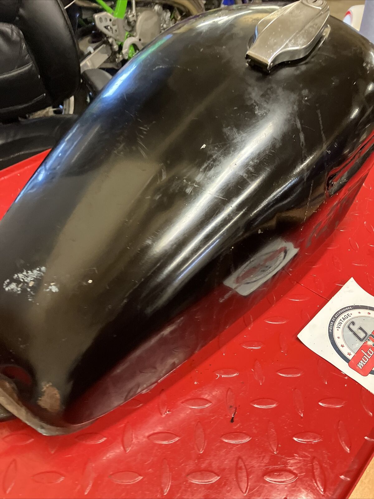 Yamaha XS850L XS850S 1980 1981 Fuel tank gas petrol reservoir