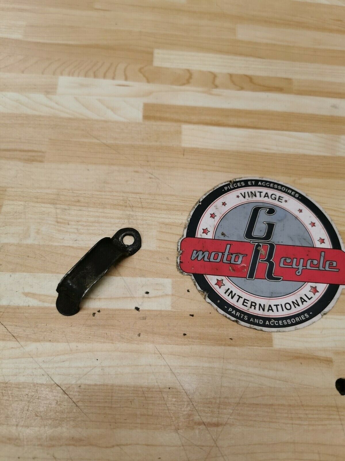 Suzuki DR350 1992 throttle wire guide bracket holder clamp clip