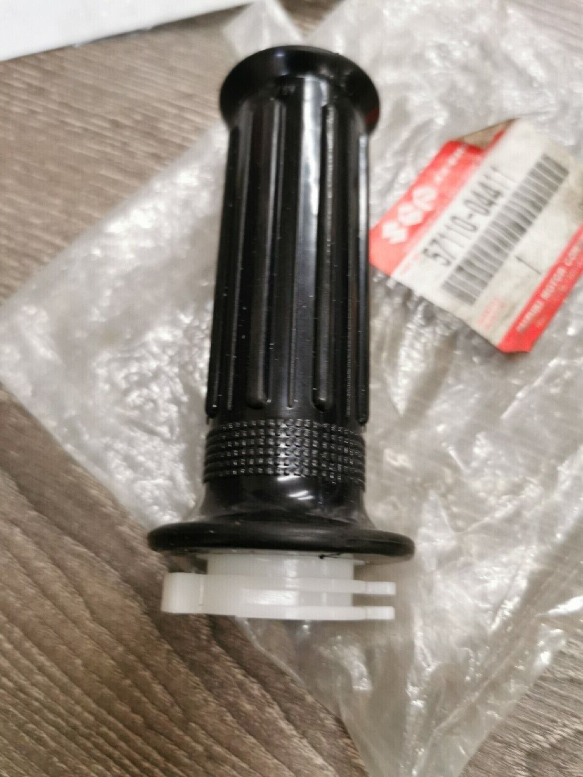 NEW NOS SUZUKI JR50 1997 - 2006 THROTTLE GRIP 57110-04411 S11