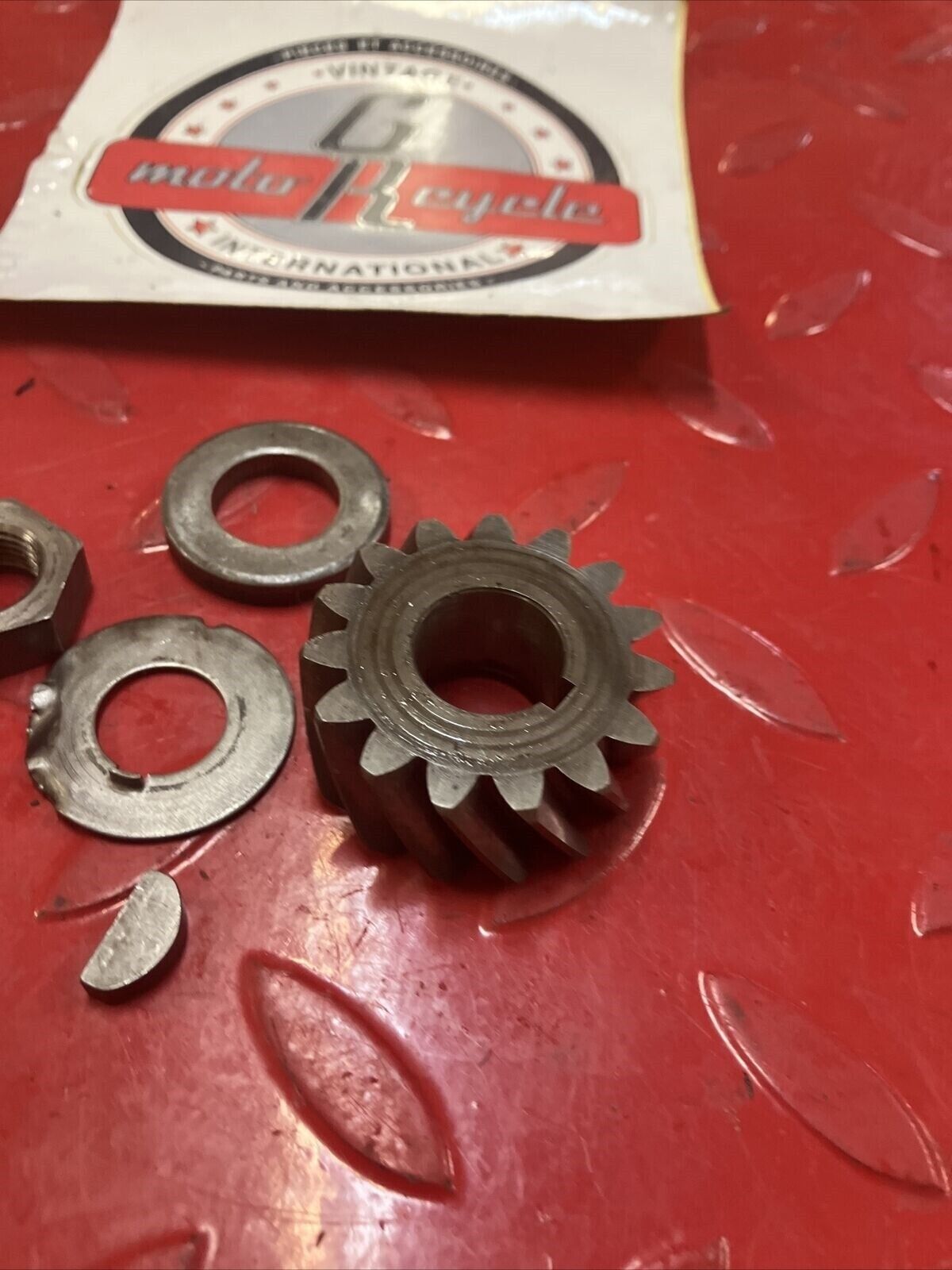 Suzuki RV90 1976 crankshaft crank shaft primary drive gear