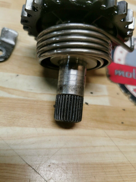 Suzuki RM125 1997 kickstarter kick starter shaft spindle gear 1996 26211-27C02