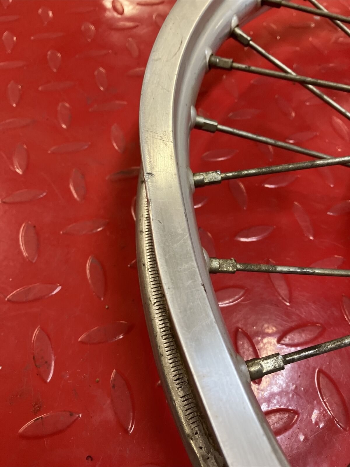 Kawasaki KX250 1994 Front wheel rim hub 41090-1091 KX500 1993