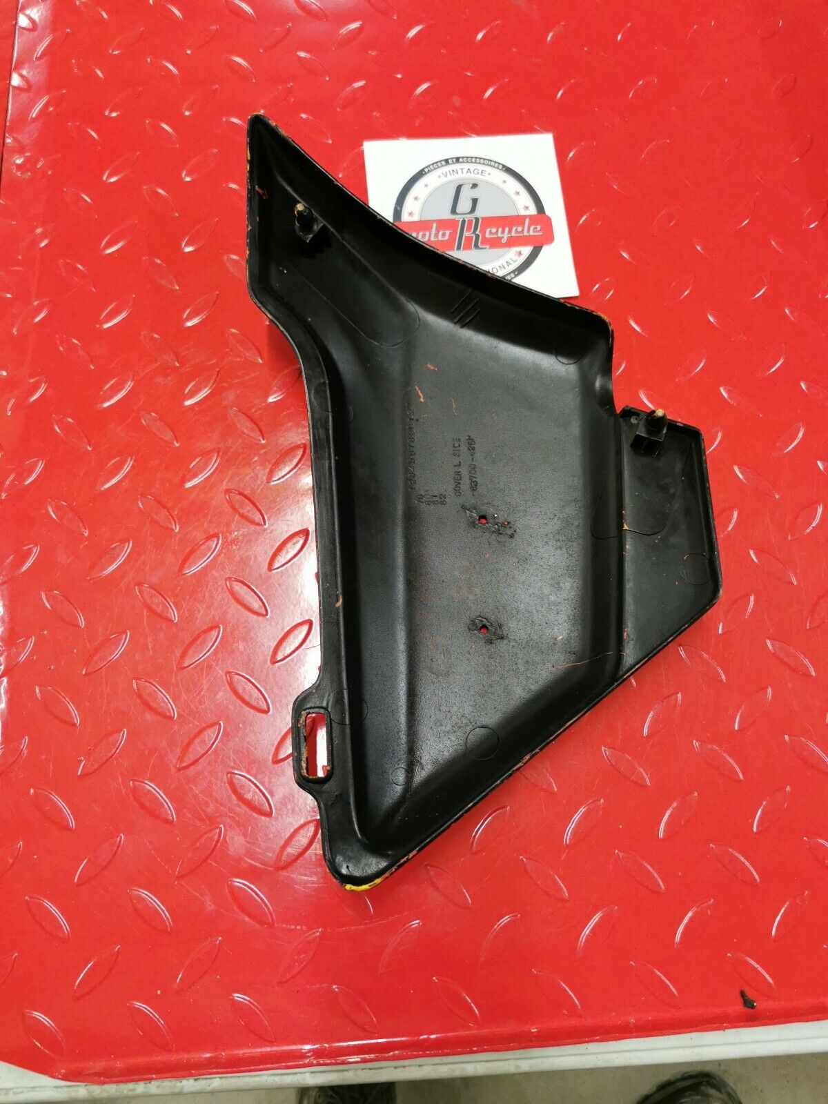 Honda CB750C 1980 Custom left side cover panel fairing