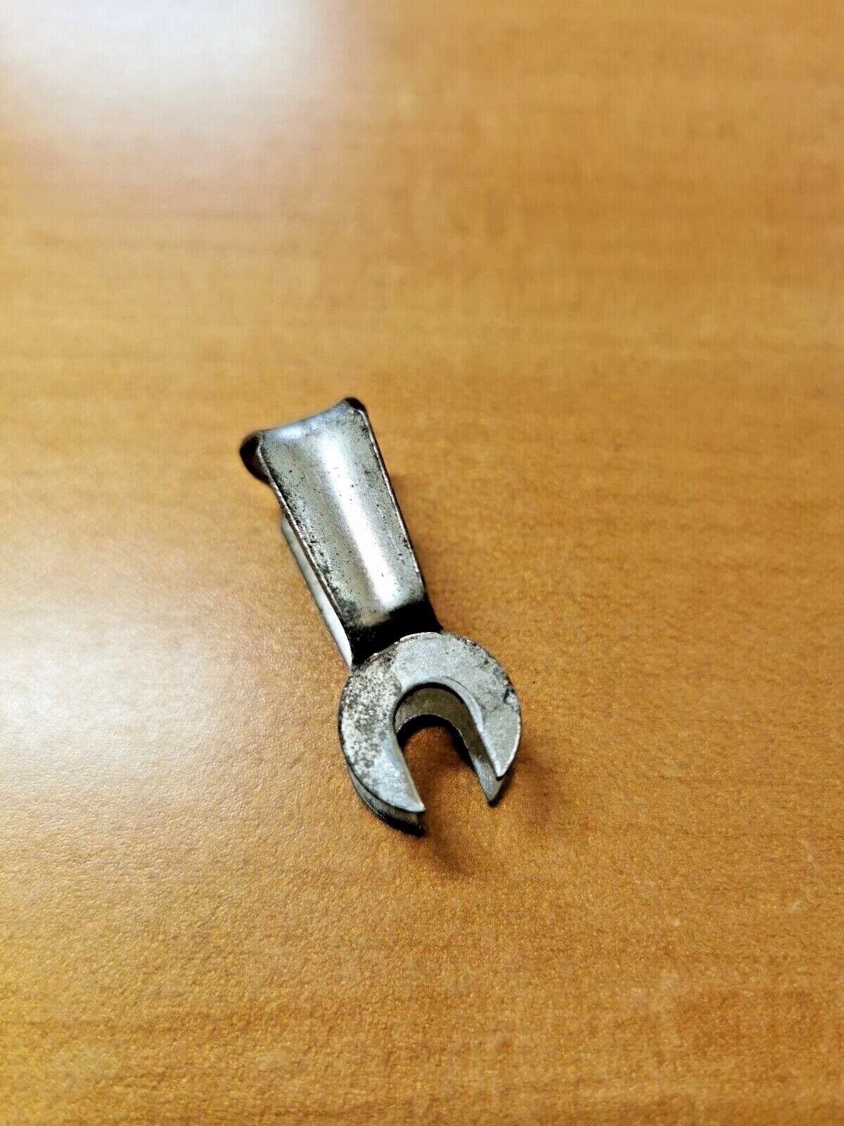 NOS BOMBARDIER PUCH MAXI CHAIN TENSIONER BRACKET 773-490-158 P1