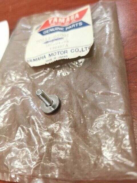 NOS Yamaha FZX750 TZR125 BINDING SCREW 90154-05001-00 SUB 90154-05059-00 Y162