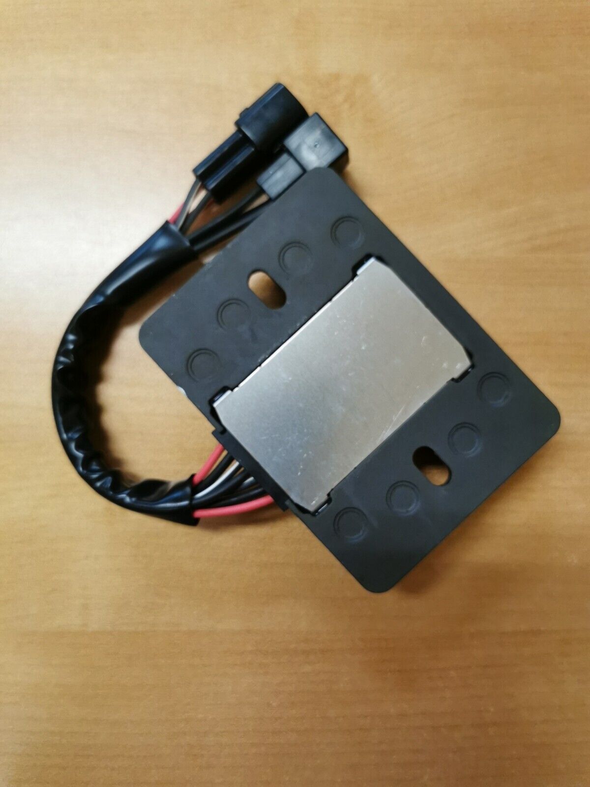 NOS SUZUKI GSXR600   GSF600  GSF750  2008 2009 REGULATOR  32800-47810-RX0  S9