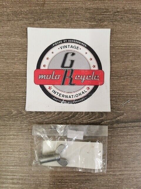 NEW NOS YAMAHA IT200 1984 - 1986 IT250 IT490 NUT AJUSTING 20E-26343-00-00 Y112