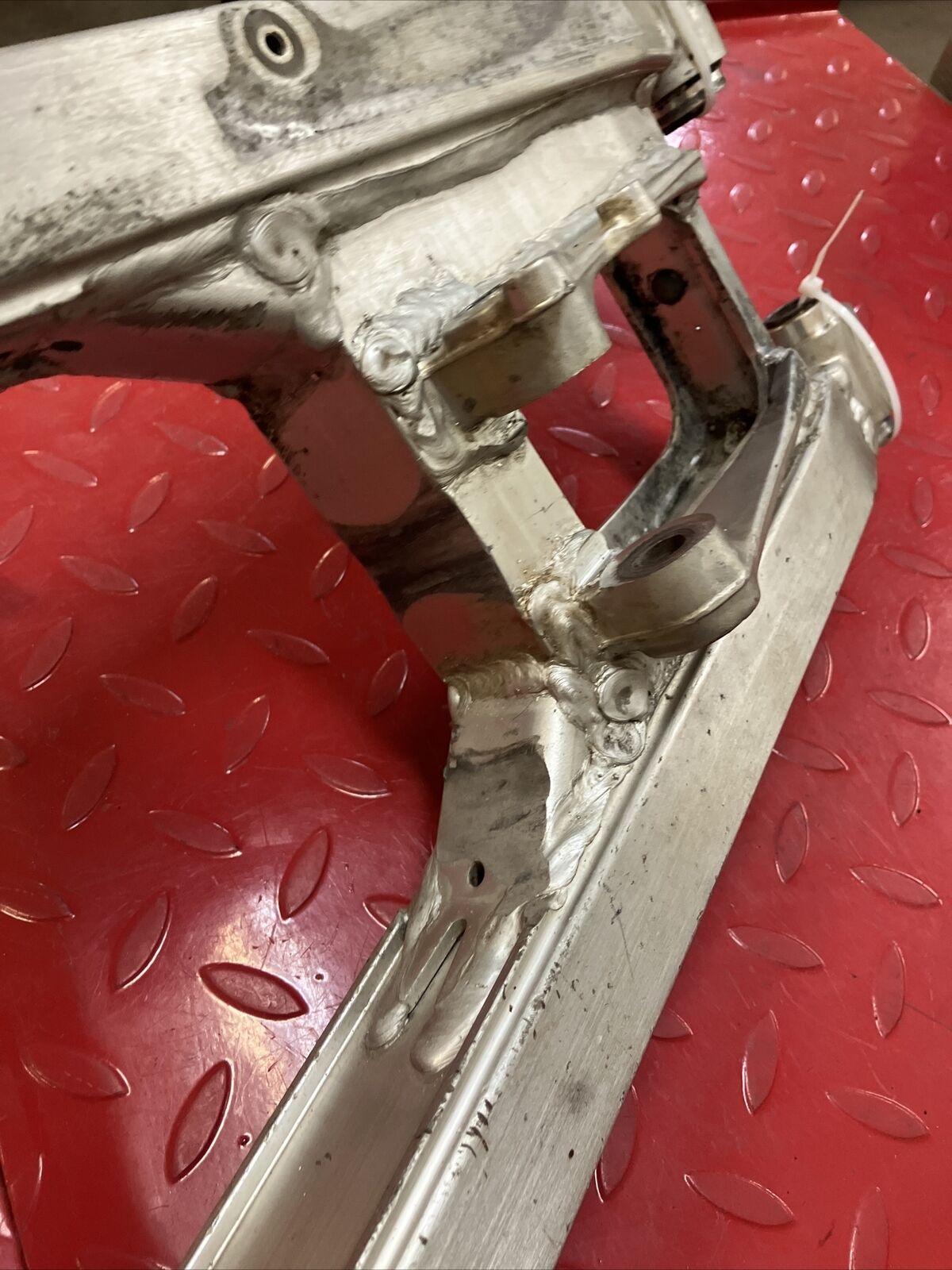 Honda CR250R 1984 swingarm rear swinging arm