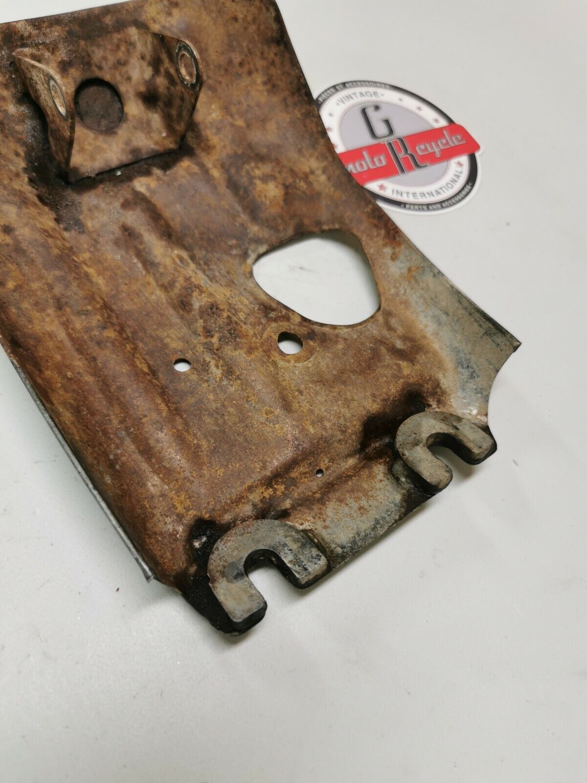 Honda XR80R 1993 engine motor crankcase protector bas guiard skidplate skid plat