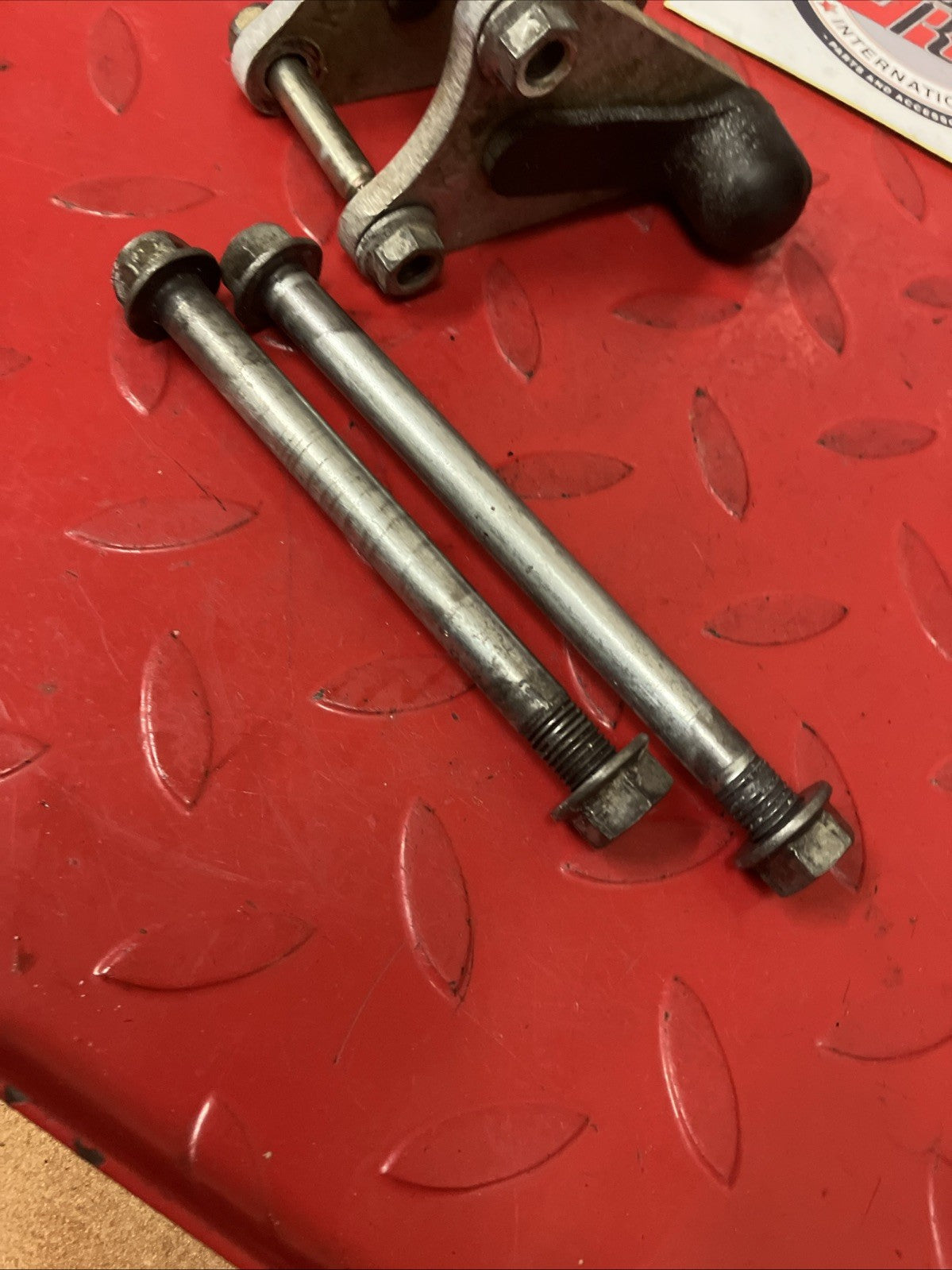 Honda CR250R 1991 Engine motor mounting bolt plate hanger head bracket 1990