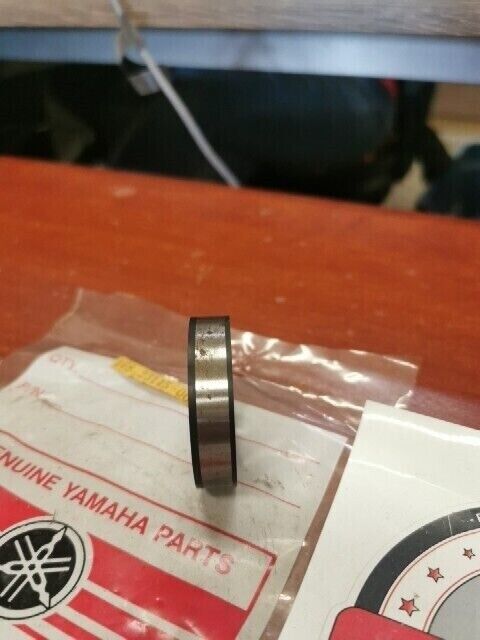 NOS Yamaha DT1 OIL SEAL 168-23145-00-00 SUB 278-23145-51-00 584-23145-50-00 Y142