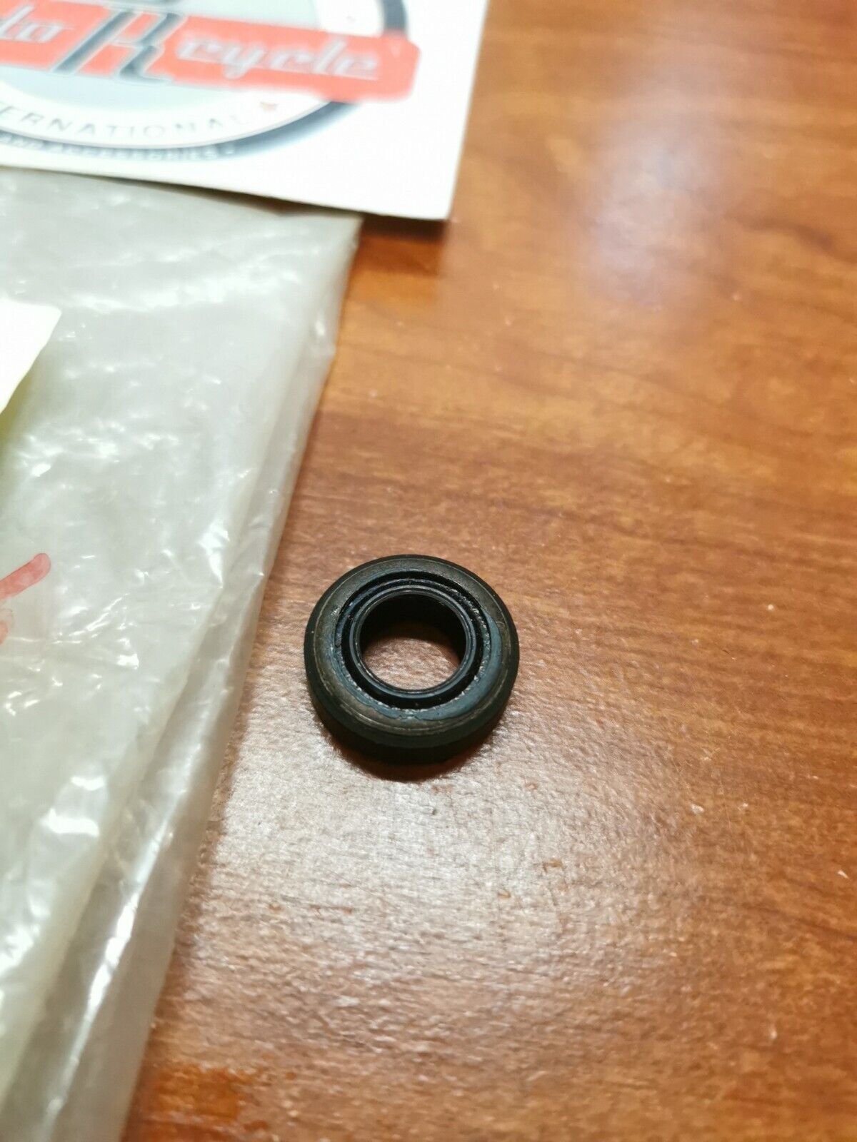 NOS Suzuki OIL SEAL 09285-12001 SUB. 09285-12006 S17