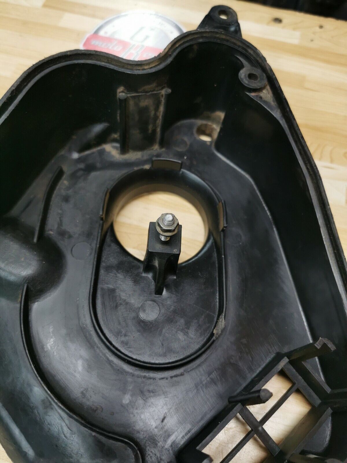 Yamaha YZ125 1982 airbox air box cleaner filter case housing