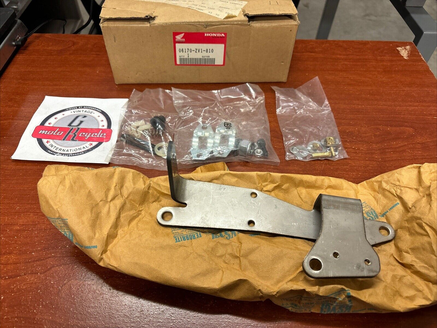 NOS Honda 5HP 50HP REMOTE CONTROL KIT INCOMPLETE 06170-ZV1-810 SUB H174